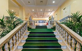 Ambassador Palace Hotel